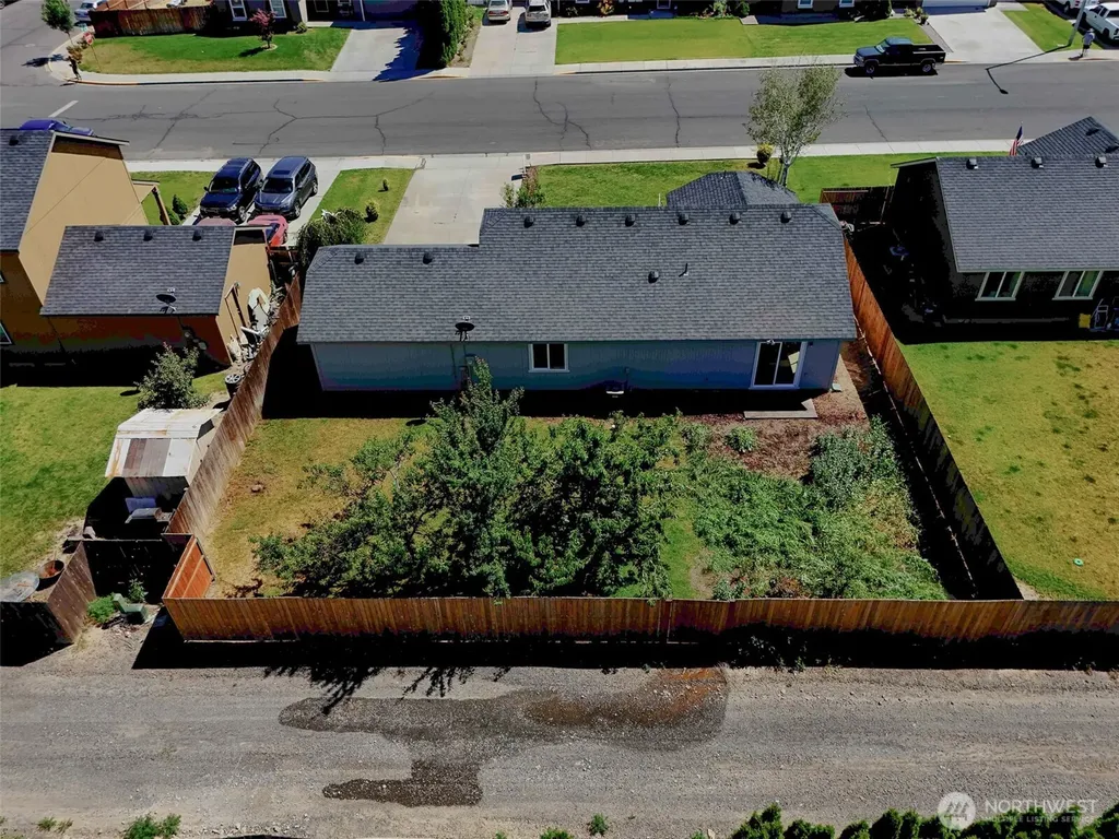 407 S Street SW Quincy WA 98848