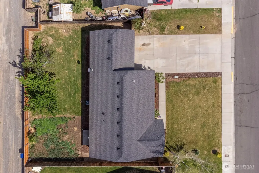 407 S Street SW Quincy WA 98848