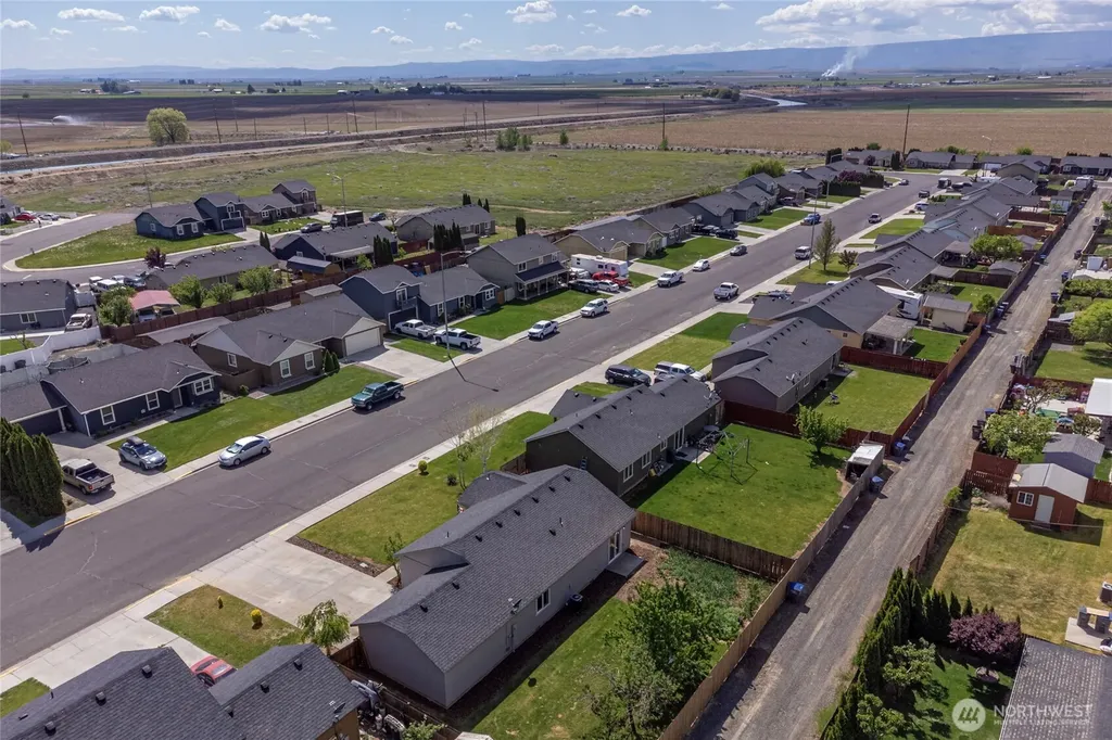 407 S Street SW Quincy WA 98848