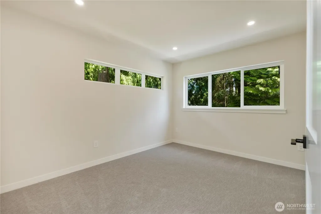 12642 NE 80th Street Kirkland WA 98033