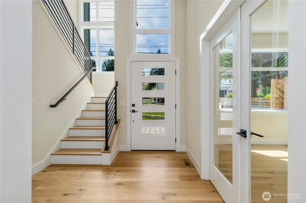 12642 NE 80th Street Kirkland WA 98033