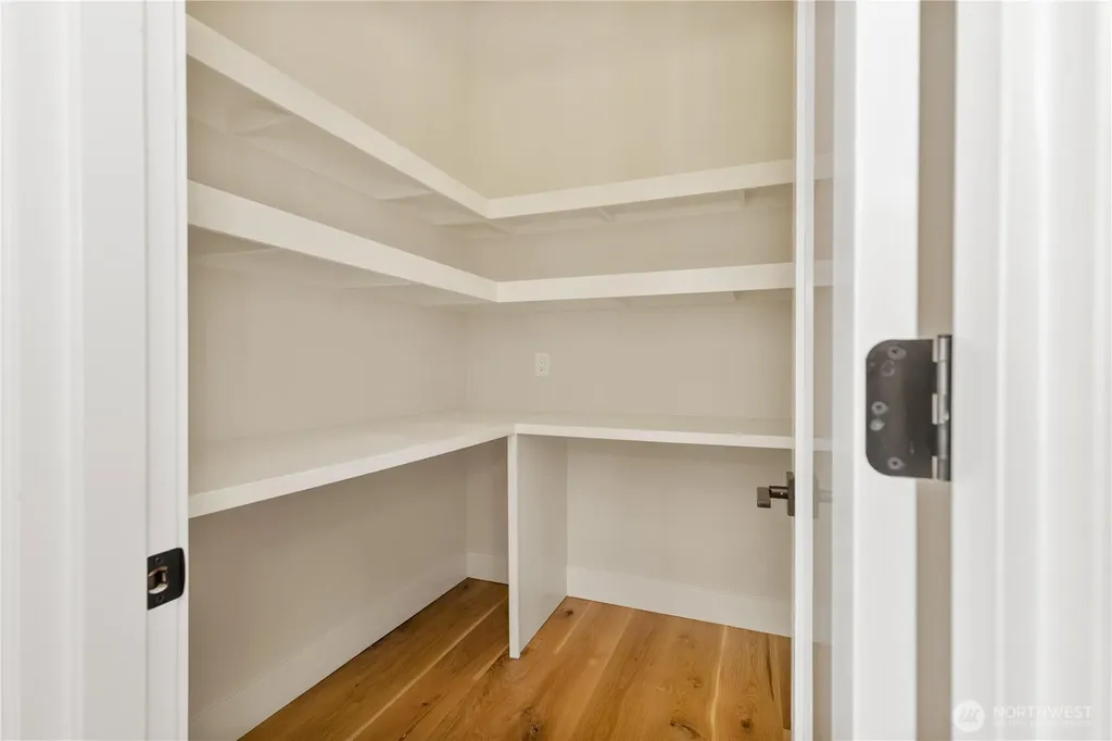 12642 NE 80th Street Kirkland WA 98033