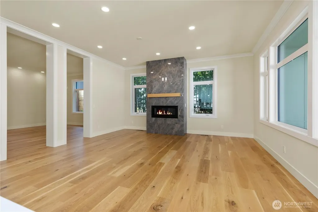 12642 NE 80th Street Kirkland WA 98033