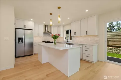 12642 NE 80th Street Kirkland WA 98033