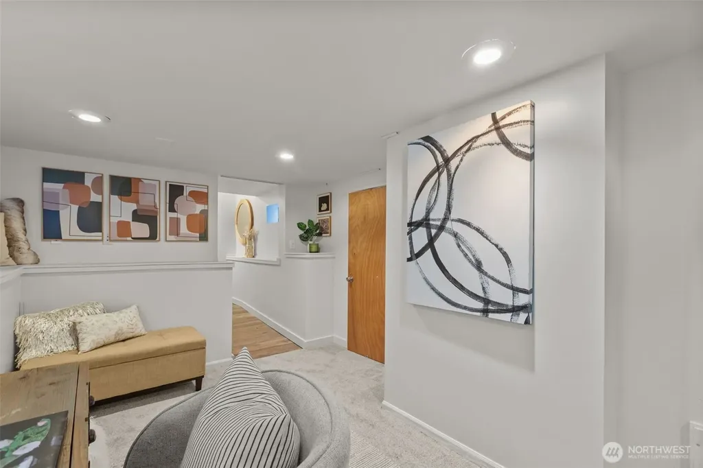 4219 S Mead Street Seattle WA 98118