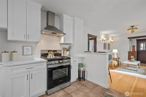 4219 S Mead Street Seattle WA 98118