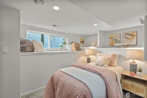 4219 S Mead Street Seattle WA 98118