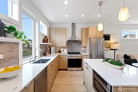 2510 NW 80th Street Seattle WA 98117