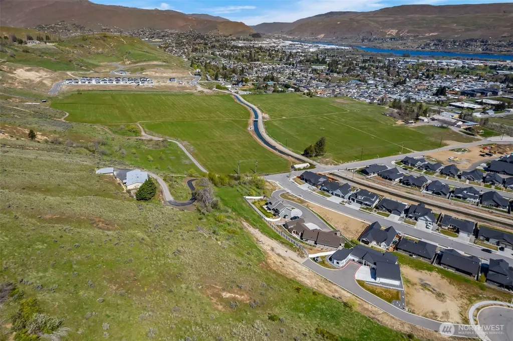 935 Silas Lane Wenatchee WA 98801