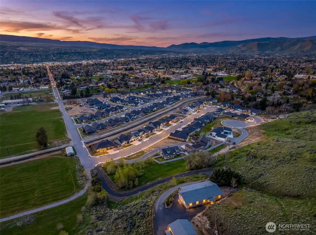 935 Silas Lane Wenatchee WA 98801