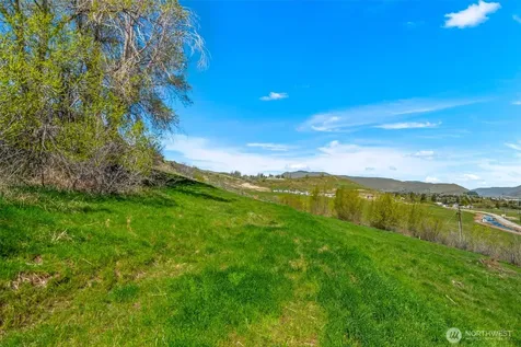 935 Silas Lane Wenatchee WA 98801