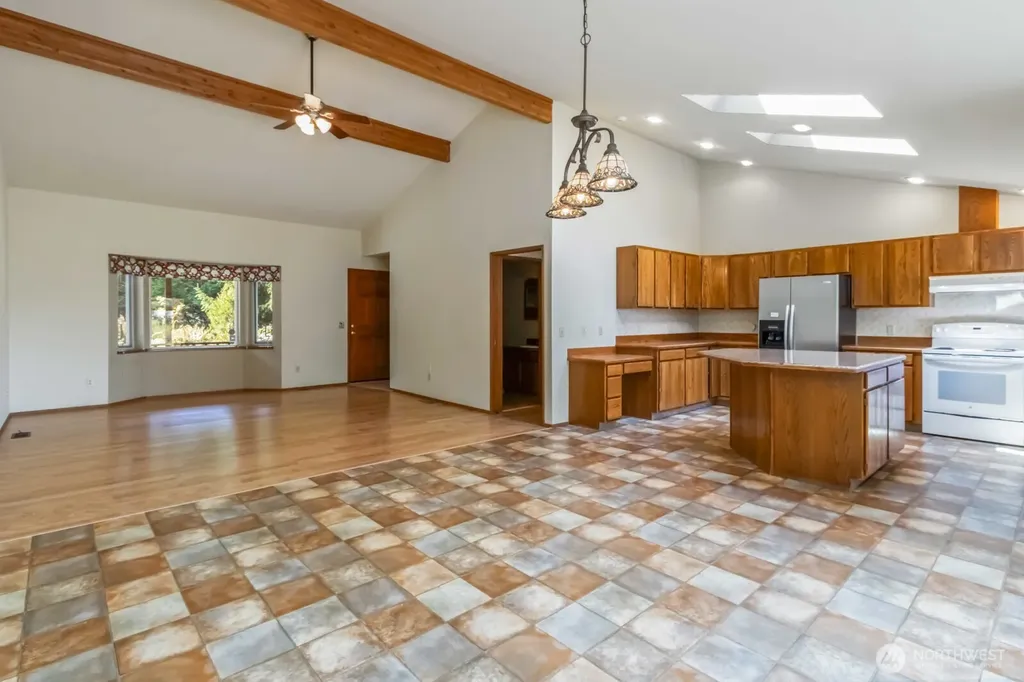 207 Tillicum Drive Chehalis WA 98532