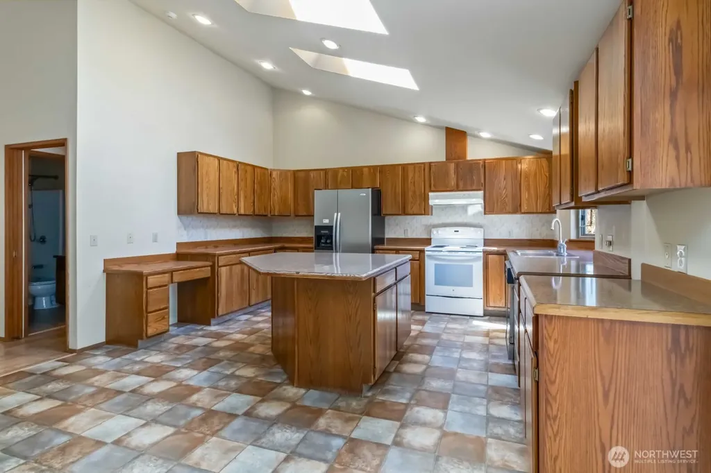 207 Tillicum Drive Chehalis WA 98532