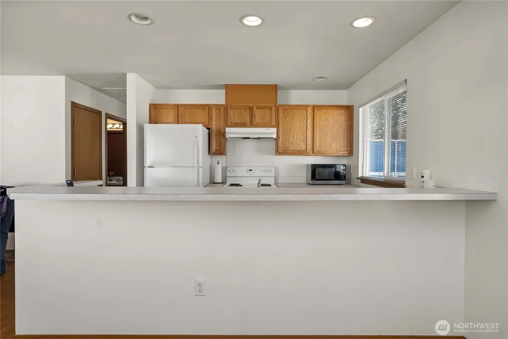 11236 3rd Avenue E Tacoma WA 98445