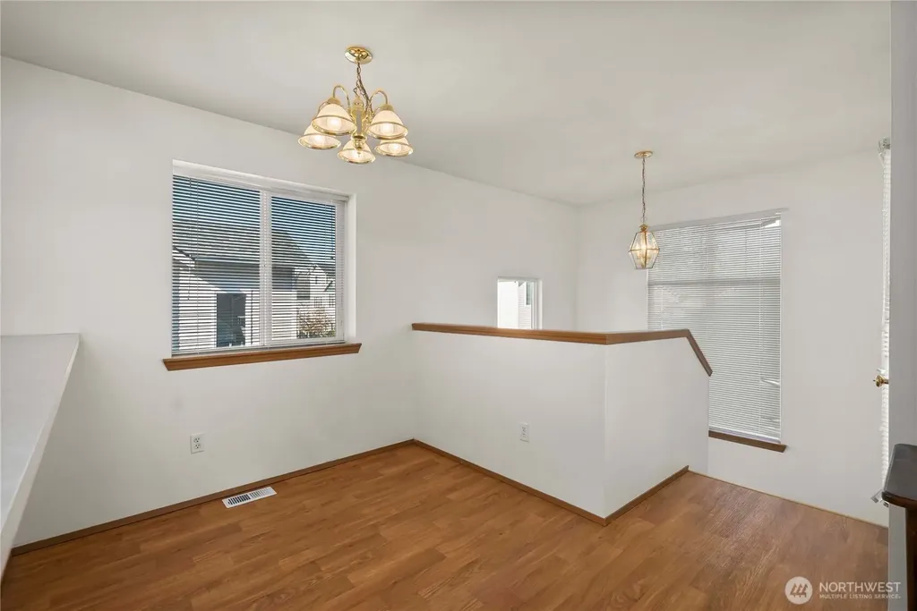 11236 3rd Avenue E Tacoma WA 98445