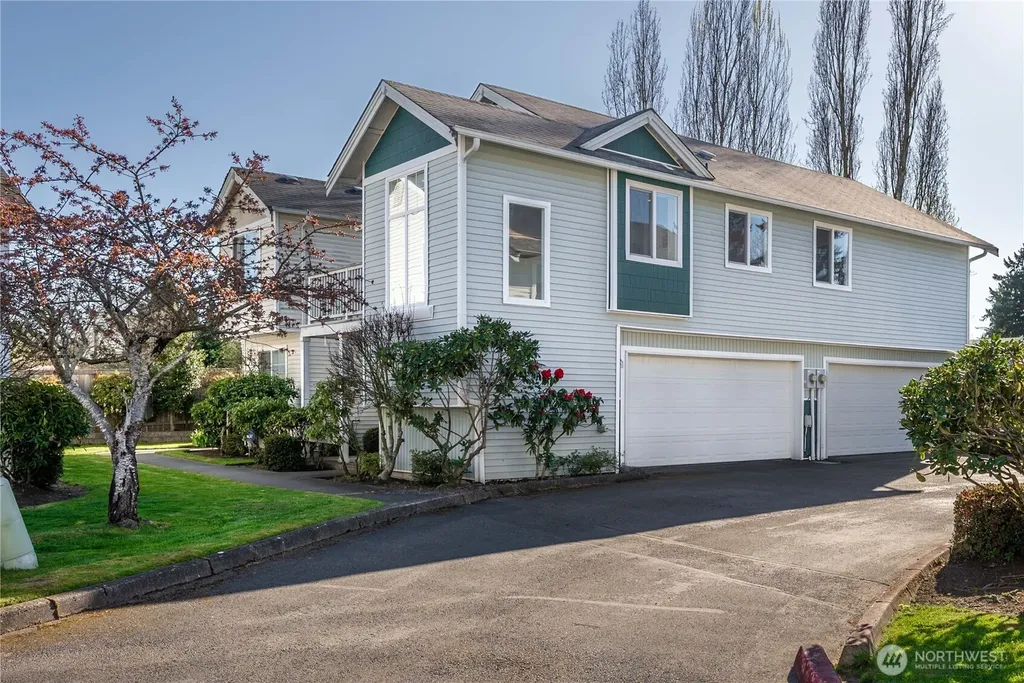 11236 3rd Avenue E Tacoma WA 98445