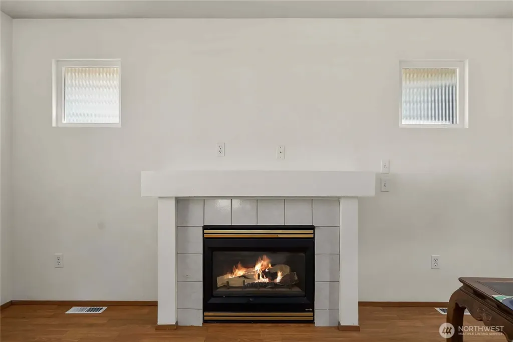 11236 3rd Avenue E Tacoma WA 98445