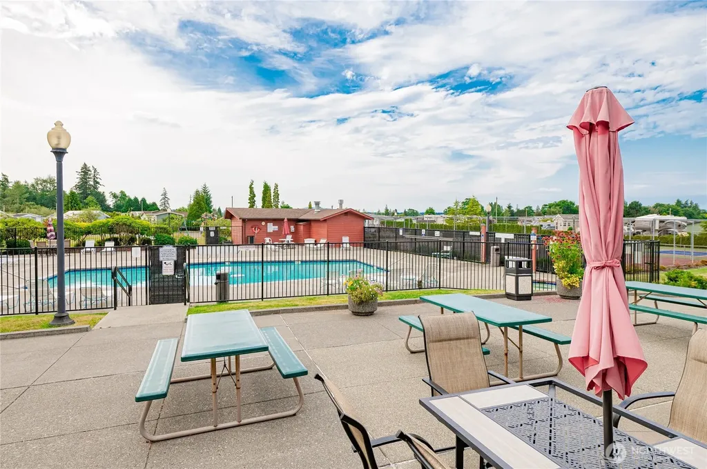 4751 Birch Bay Lynden Road Blaine WA 98230