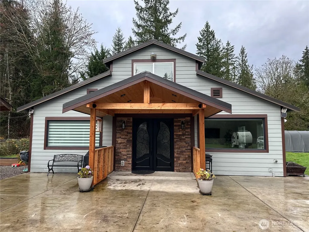 31305 SE 202nd Avenue Kent WA 98042