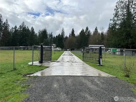 31305 SE 202nd Avenue Kent WA 98042