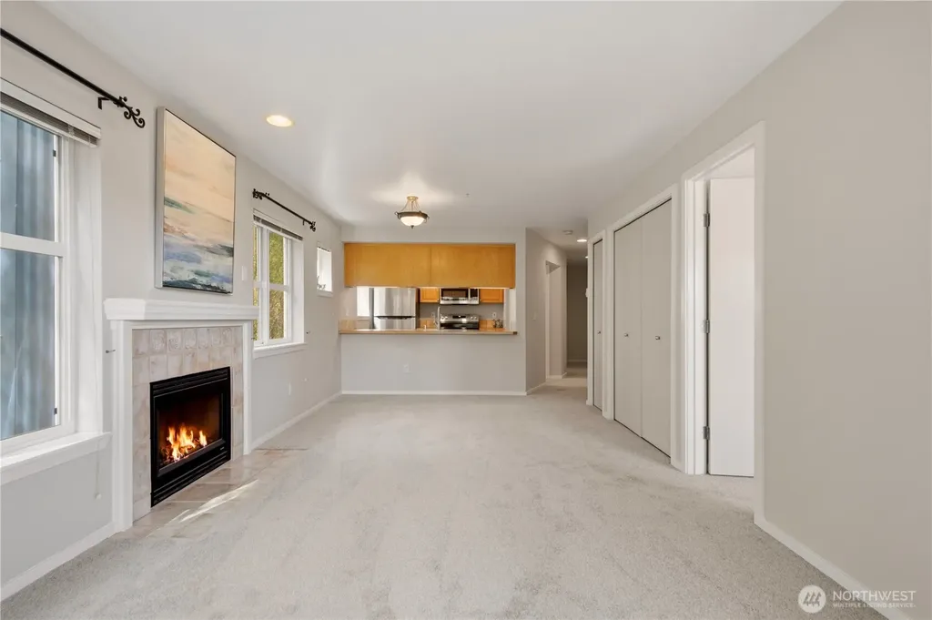 12345 Roosevelt Way NE Seattle WA 98125