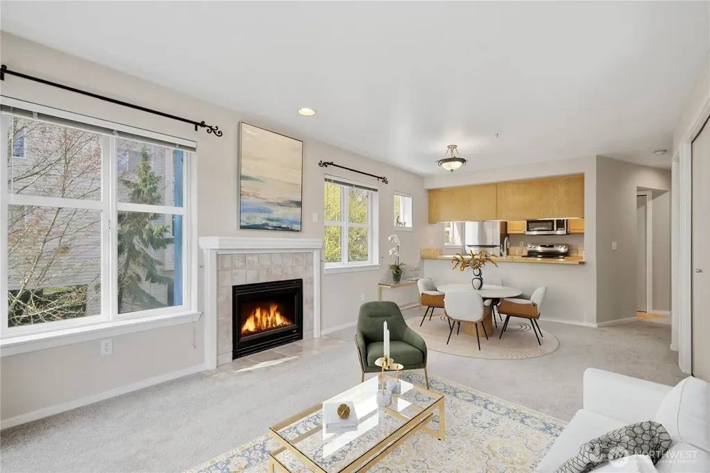 12345 Roosevelt Way NE Seattle WA 98125