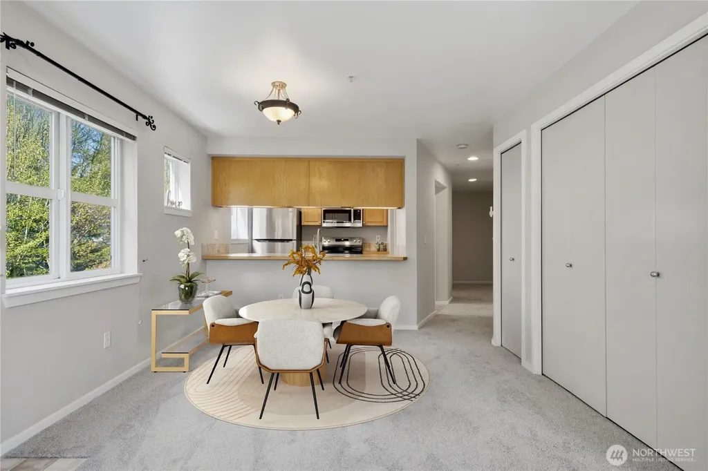 12345 Roosevelt Way NE Seattle WA 98125