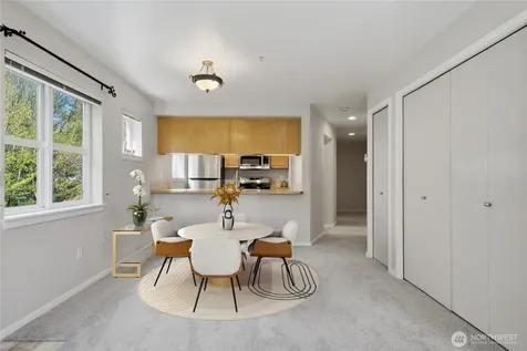 12345 Roosevelt Way NE Seattle WA 98125