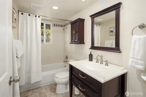 15126 NE 67th Place Redmond WA 98052