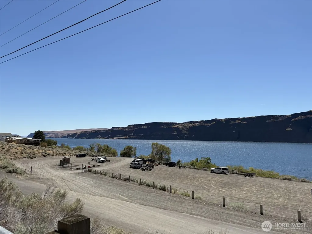 1198 N Section Place Quincy WA 98848