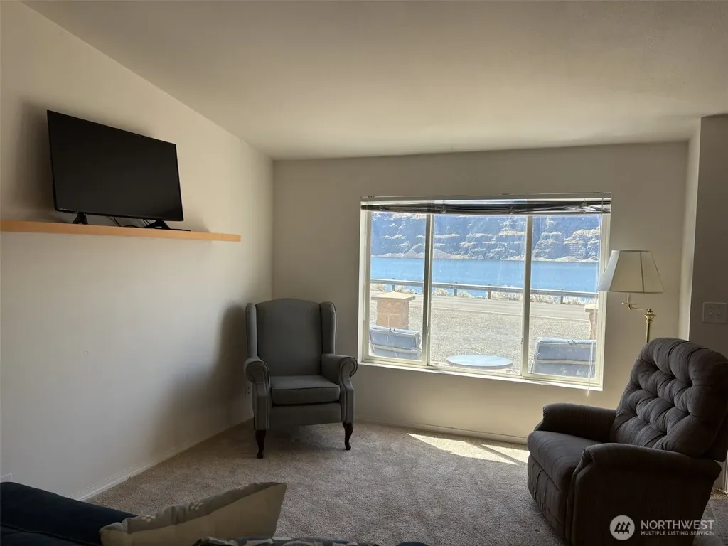 1198 N Section Place Quincy WA 98848