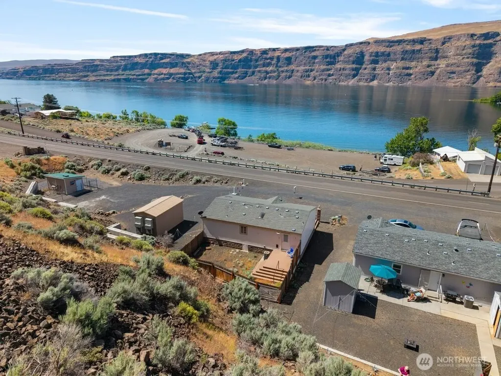 1198 N Section Place Quincy WA 98848