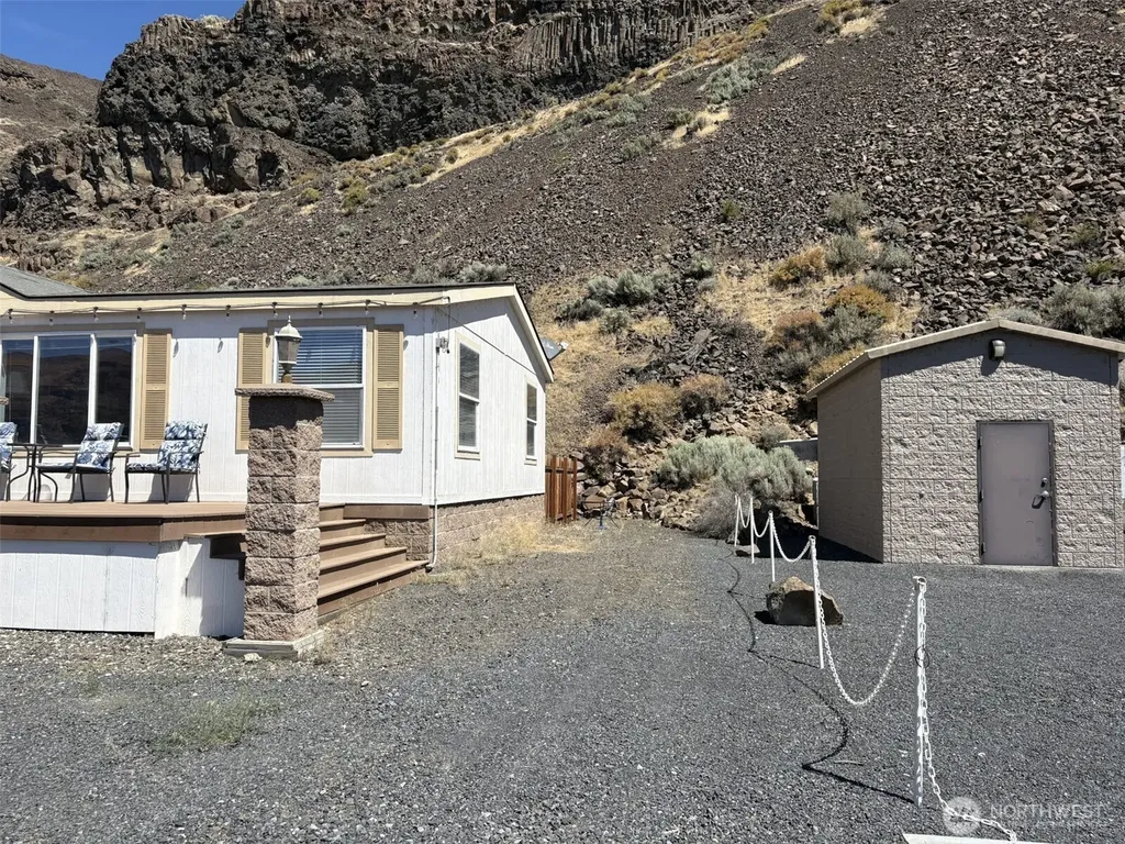 1198 N Section Place Quincy WA 98848
