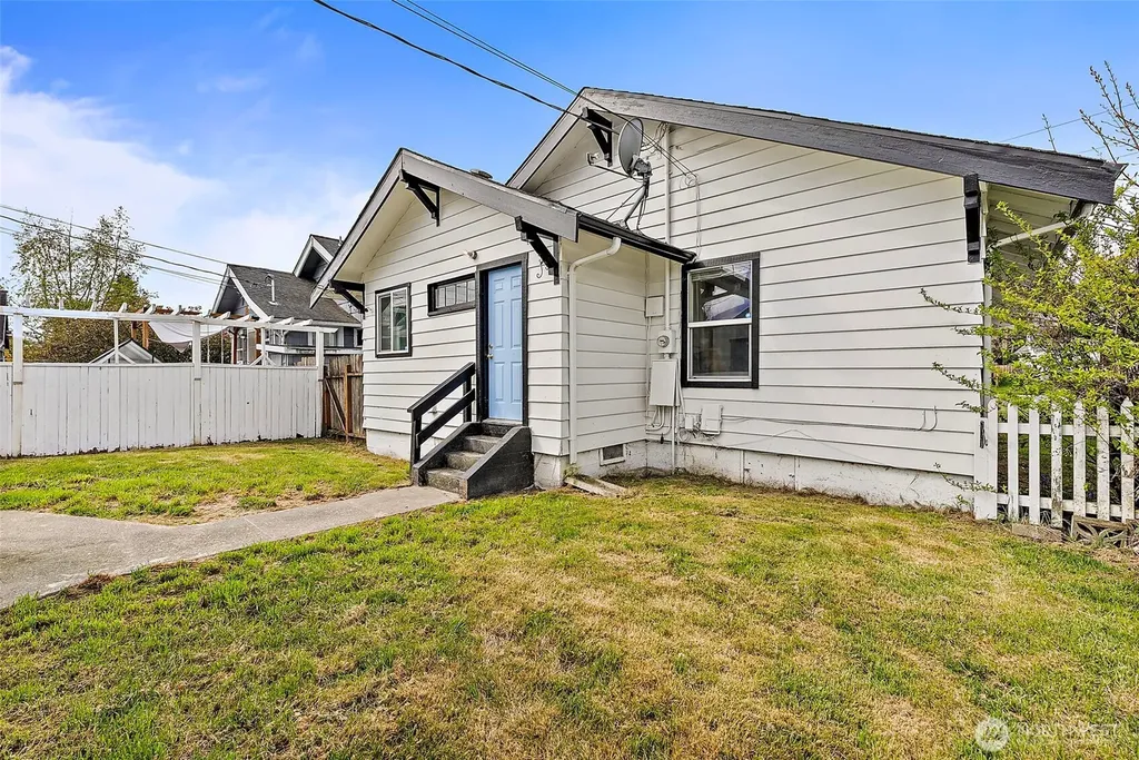 4515 Pacific Avenue Tacoma WA 98418