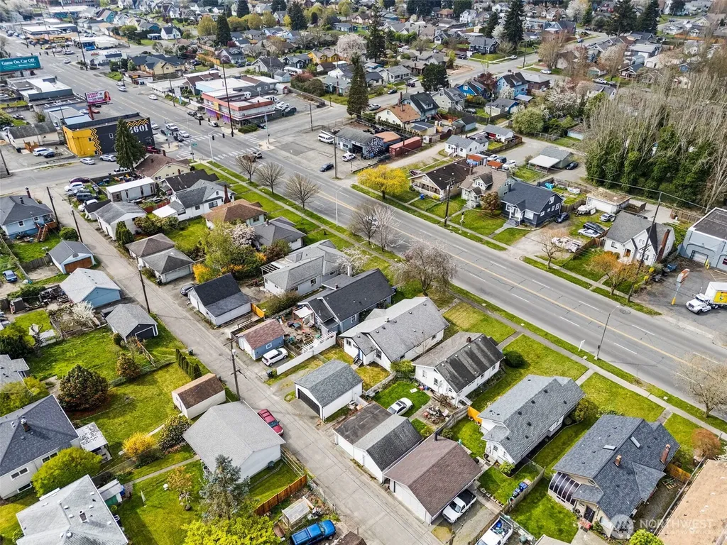 4515 Pacific Avenue Tacoma WA 98418