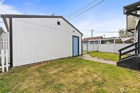 4515 Pacific Avenue Tacoma WA 98418