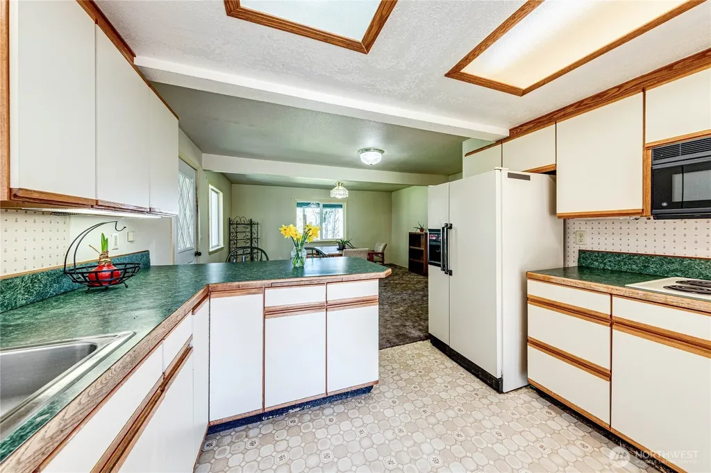 1316 Mount Pleasant Road Port Angeles WA 98362