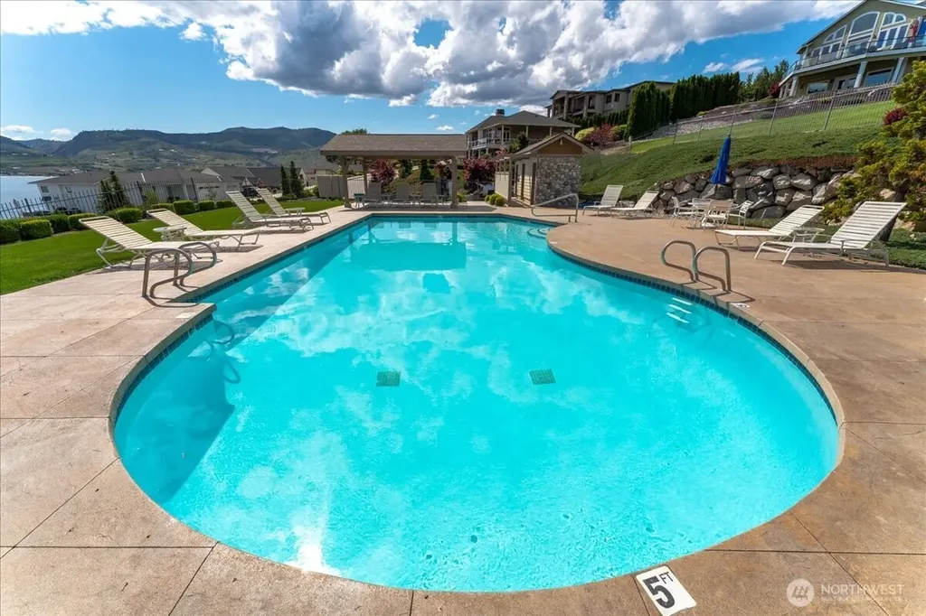 109 Apple Avenue Chelan WA 98816