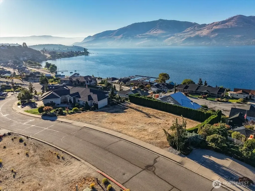 109 Apple Avenue Chelan WA 98816