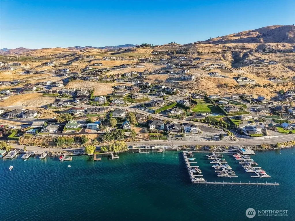 109 Apple Avenue Chelan WA 98816