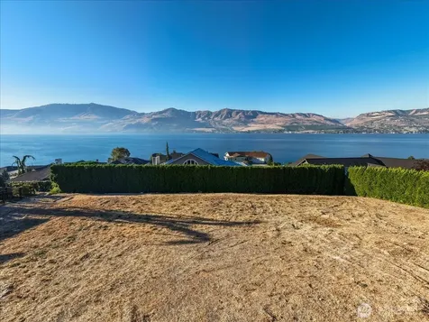 109 Apple Avenue Chelan WA 98816