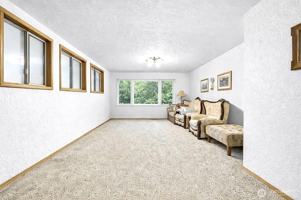 4029 Sanmar Drive NE Olympia WA 98506