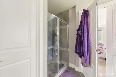 35703 20th Avenue SW Federal Way WA 98023