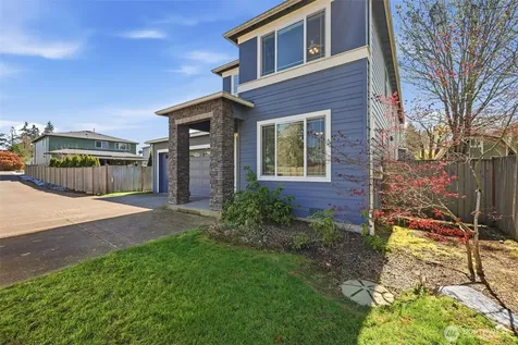 35703 20th Avenue SW Federal Way WA 98023