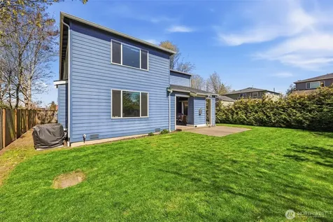35703 20th Avenue SW Federal Way WA 98023
