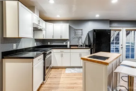 3030 Panaview Boulevard Everett WA 98203
