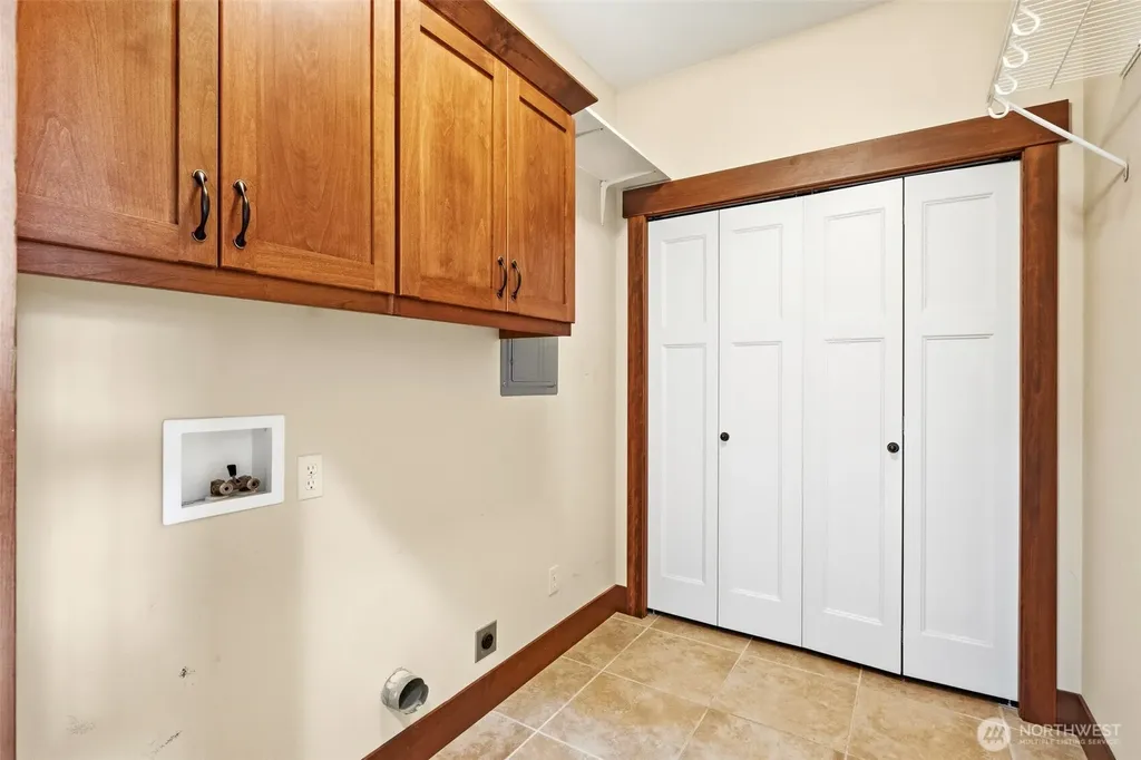 1051 N Baker Avenue East Wenatchee WA 98802