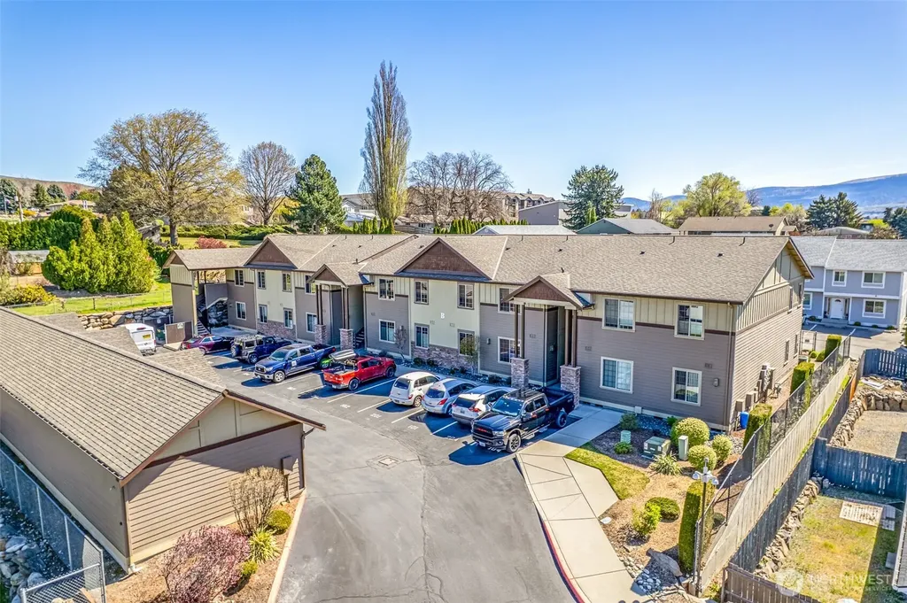 1051 N Baker Avenue East Wenatchee WA 98802
