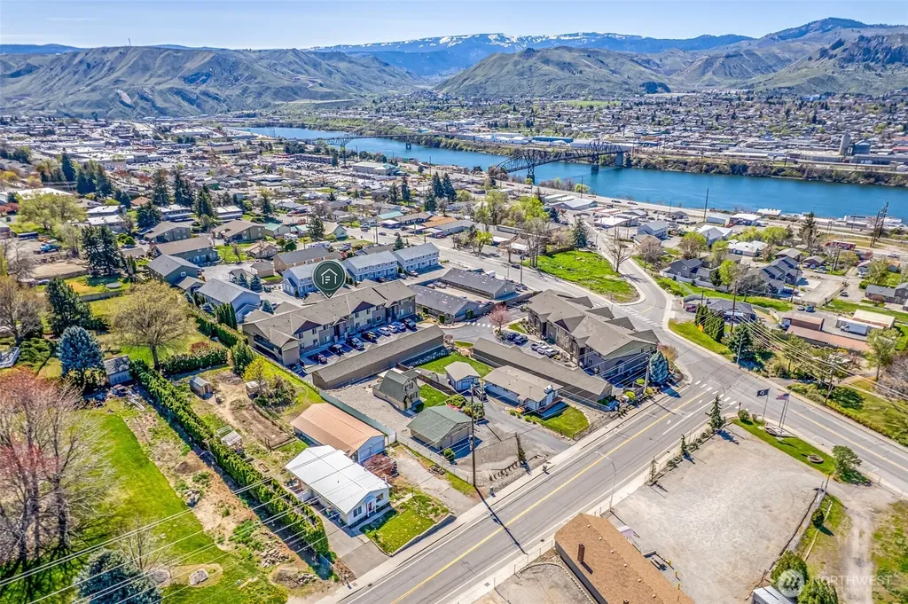 1051 N Baker Avenue East Wenatchee WA 98802