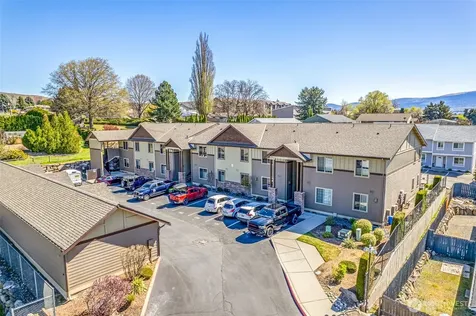 1051 N Baker Avenue East Wenatchee WA 98802